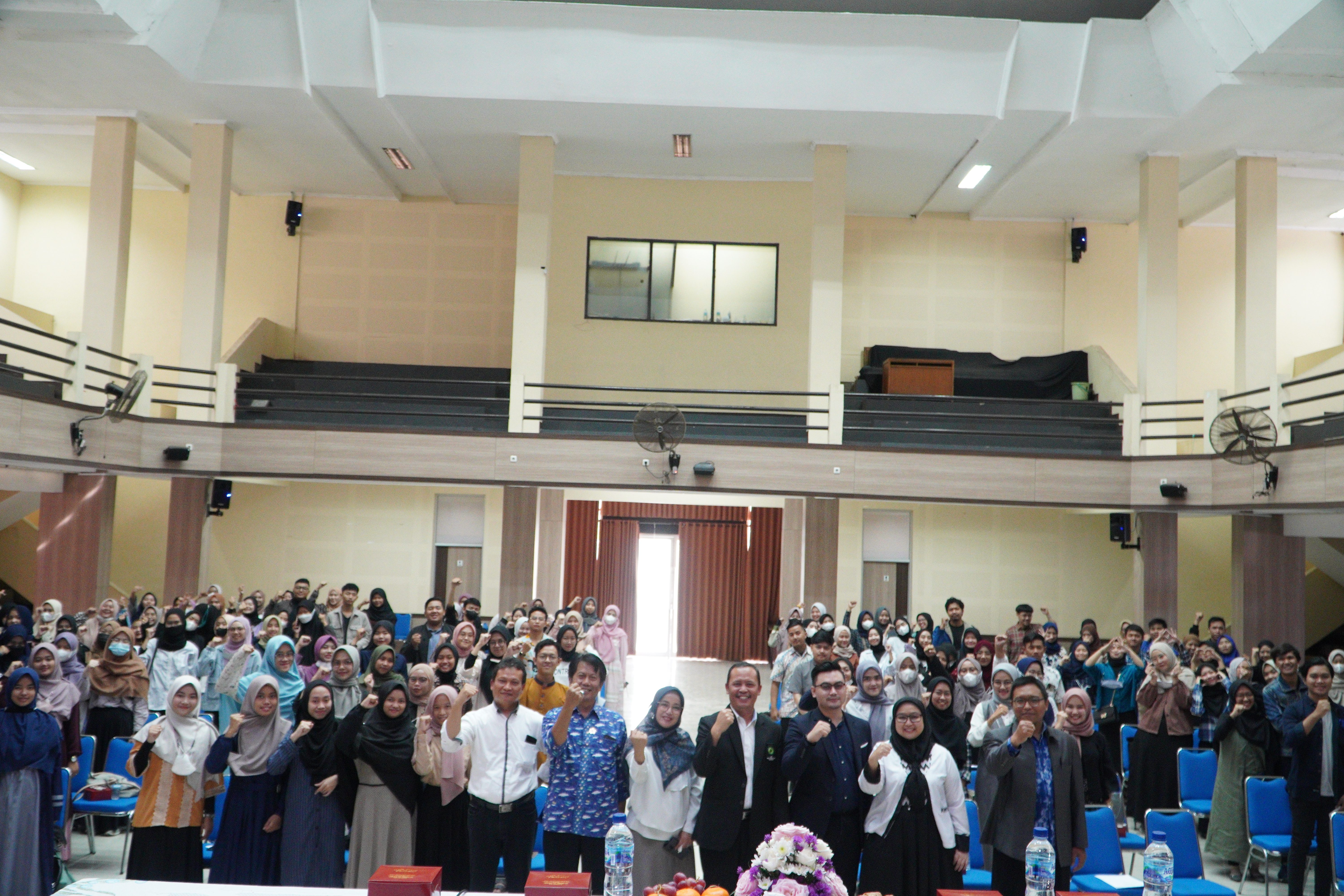 Sudah Saatnya Sejak Mahasiswa Merintis Karir, Bisnis dan Berwirausaha
