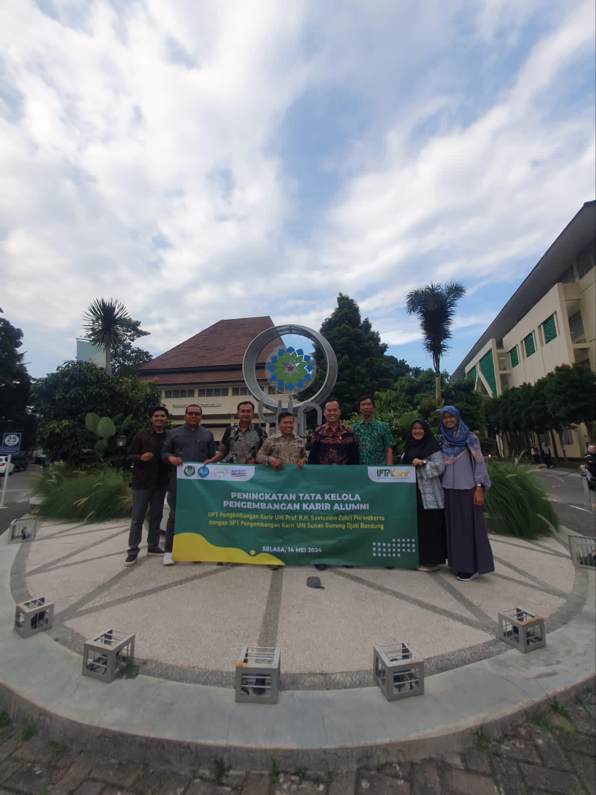 Tingkatkan Tata Kelola, CDC UIN Sunan Gunung Djati Bandung Terima Kunjungan dari UIN Saizu Purwokerto